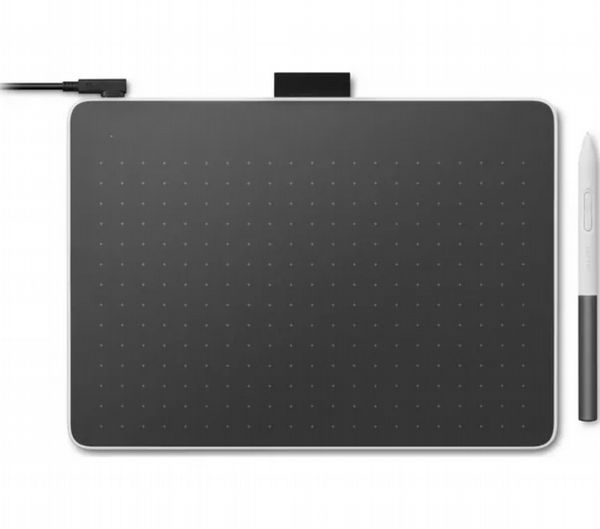 WACOM One Graphics Tablet Medium Black